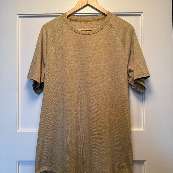 Lululemon Drysense short sleeve shirt - Picture 1 of 3